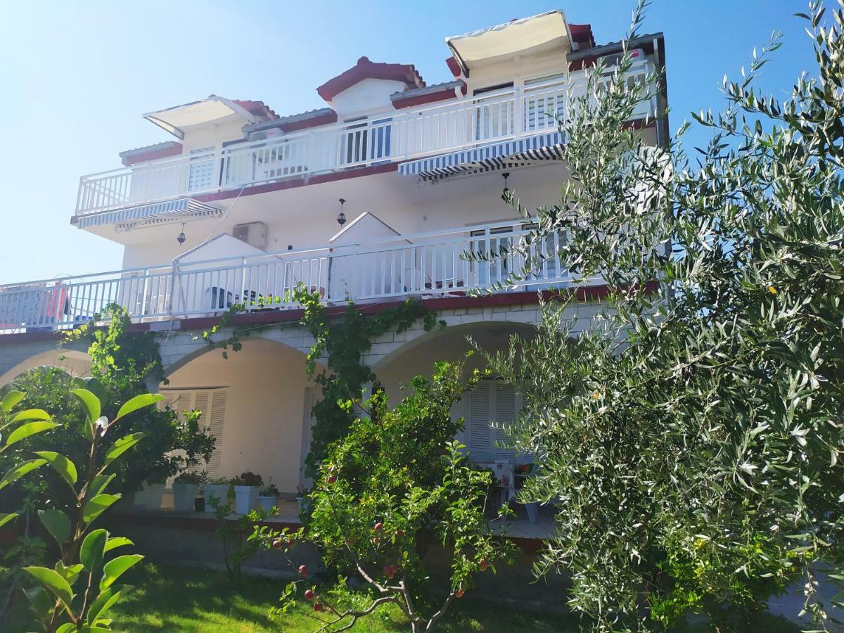 Apartmant Sucic Kastela Dış mekan fotoğraf